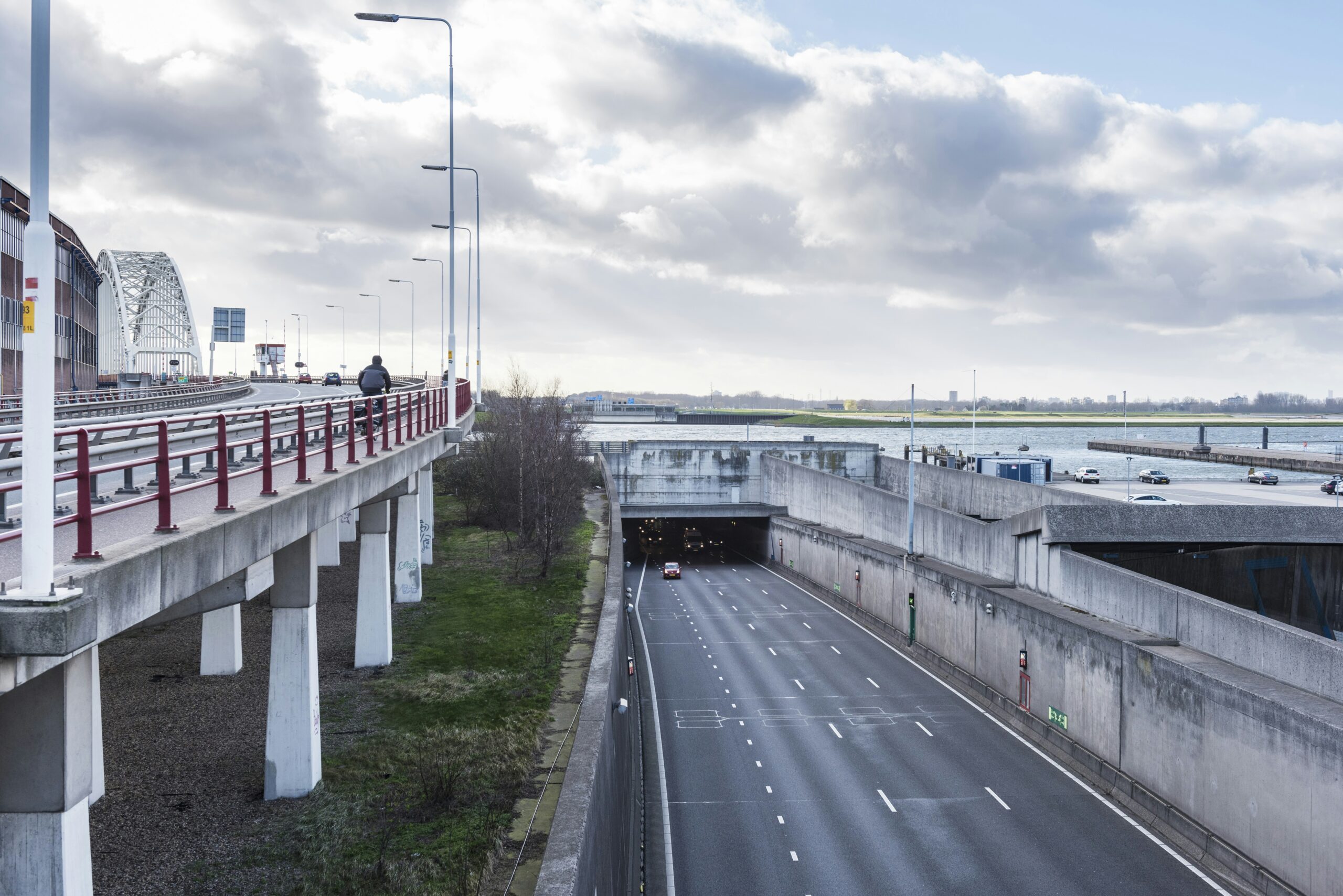 Tunnelrenovaties Zuid-Holland (Rijkswaterstaat)